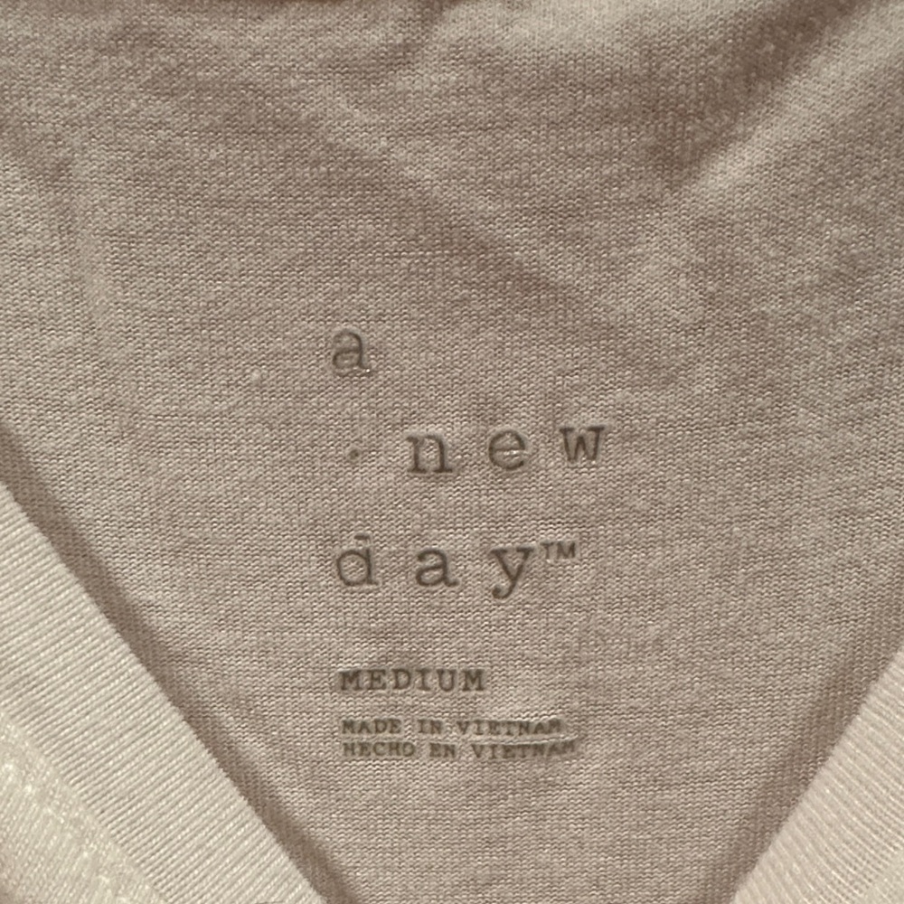 A New Day Cream Sleeveless Top - Picture 2 of 3